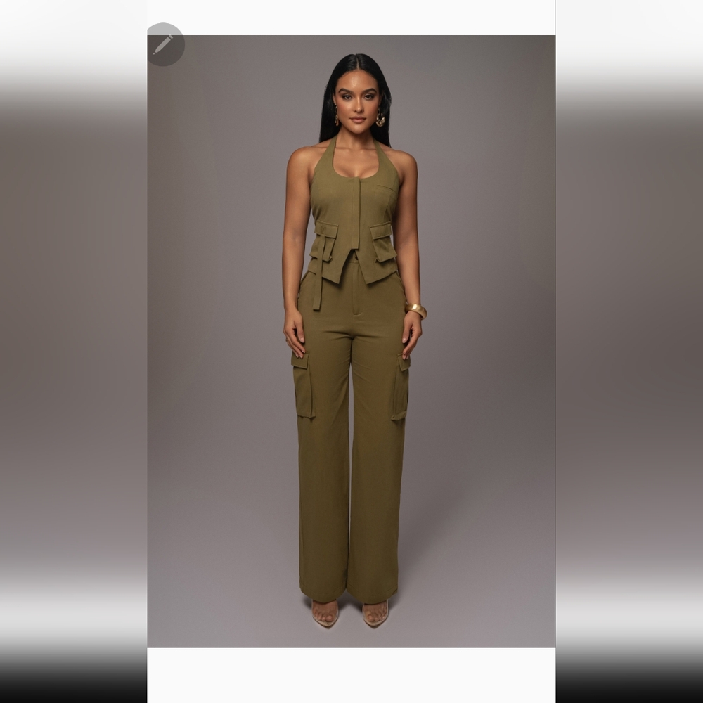 Olive Aeris pants set. New